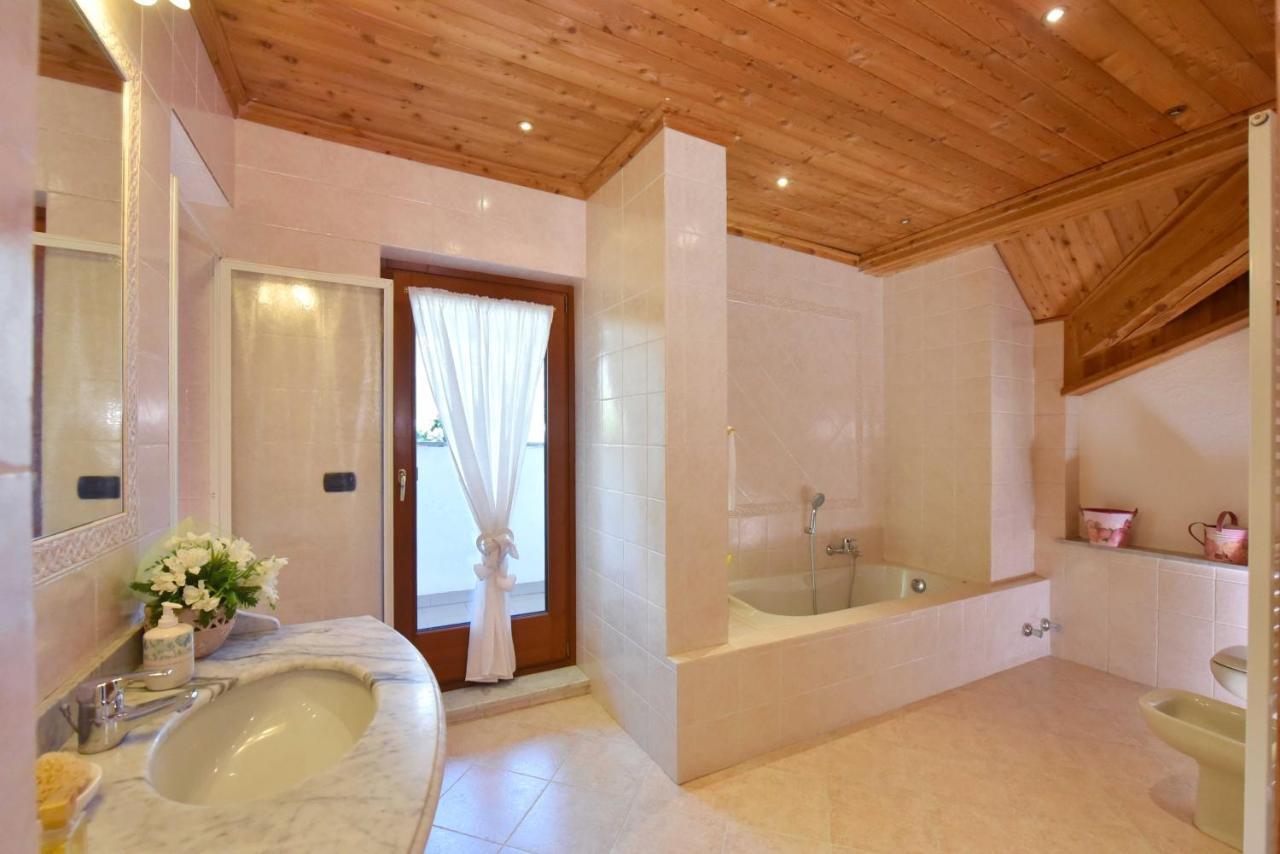 Bed and Breakfast La Casa Della Guida Pontey Екстер'єр фото